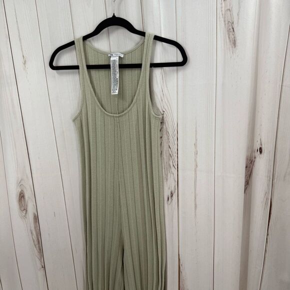 Zara Women’s Small Green Ribbed Jumpsuit Wide Leg - Picture 1 of 7